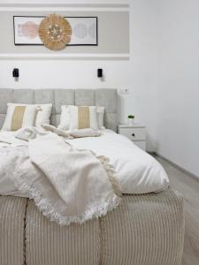 Modern Studios - Meters away from the beach