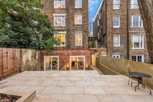 HillApartments Short Term Rental & Flexible Renting Islington with Free WiFi, Parking & Garden