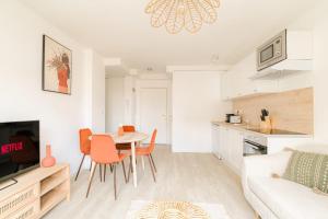 Cosy au centre dOullins avec garage