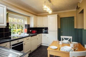 Mews 3 Cottage