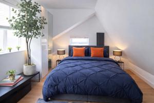 Modern Spacious Premium Studio 5min from Elizabeth Line
