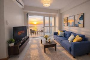 Lovely Apartment across Okada with Sunset View