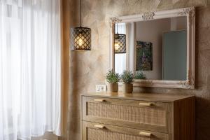 Seek and Hide - Markos Dream Hideaway