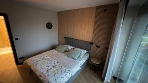 Laguna Beskidow Luxury Lake View Apartment 6 Guests Large Terrace