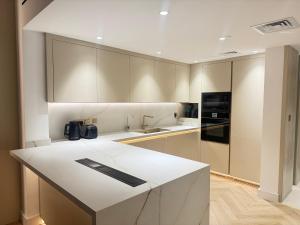 Fully upgraded 1 Bedroom in JLT