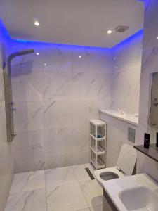 Cozy apartment & pool Excellent location