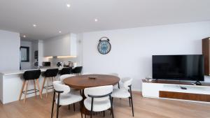 Hydra New Era by LovelyStay