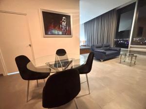 Luxury Loft with Great View,CAS,Government Area