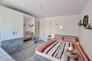 Zentrales Apartment in Friedrichshafen mit Terrasse für bis zu 5 Personen