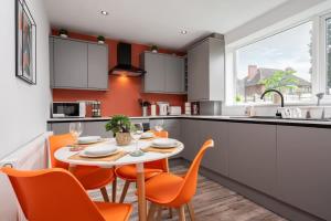 Shawe Hse Airport Stay Driveway Wythenshawe