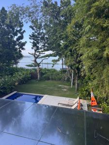 Pé na Areia em Condomínio com Piscina Privativa - Barra do Una