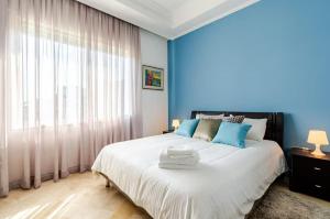 Appartement chic art-déco central & vue sur le port