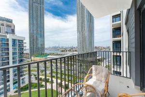 PVH - Refined 2BR - Creek View - Island Park 2