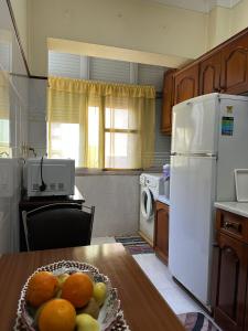 Comfy Old Style 2 Bedrooms Apartment - Close Aeroporto Lisbon
