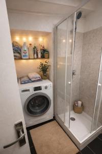 Old Nice appartement entier proche mer et plage et AC