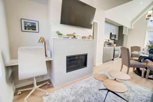 Skyline Peaks 3 Bed 3 Level, 35 Bath