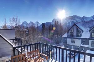 Skyline Peaks 3 Bed 3 Level, 35 Bath