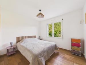 Maison familiale pour 10, 300m de la plage, jardin