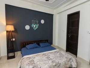 Dwarka Inn 2Bhk