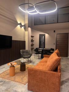 The 9 loft