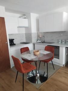Appartement-Montagnes, pied des pistes et rémontées, été hiver