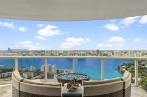 Stunning Oceanview Residence