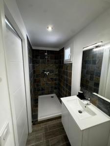 Mas entre Mer et Campagne sous le soleil de la Côte dAzur