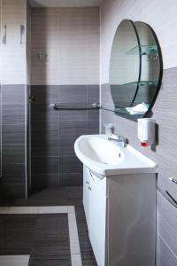 Sharkov Family Hotel