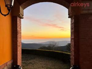 Château de la Mère - Évènement - Séminaire - Mariage - Retraite Bien-être - Séjour Sportif - Cousinade - Idéal Groupe & Famille - Cadre Nature Isolé - Piscine - Vue Baie Saint-Raphael - Grande Capacité dAccueil