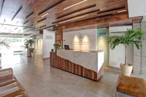 Icono 504 PH by Guys Riviera