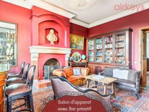 Château de la Mère - Évènement - Séminaire - Mariage - Retraite Bien-être - Séjour Sportif - Cousinade - Idéal Groupe & Famille - Cadre Nature Isolé - Piscine - Vue Baie Saint-Raphael - Grande Capacité dAccueil