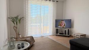 Oura View Apartment
