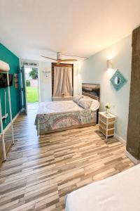 Apartamento acogedor, tipo estudio, con piscina a tan sólo 2 mnt de la playa