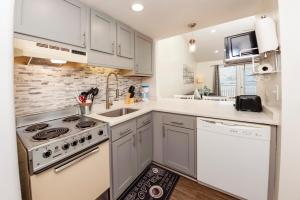 Marina Vista 1 Bedroom Condo