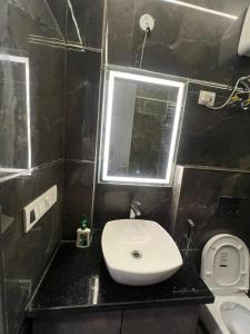 1202 , Rooftop , Cozy Cave 2BHK with Pvt Theatre