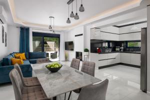 Oasis Luxury Villa 2