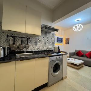 Cosy studio climatisé avec balcon calme & élégant