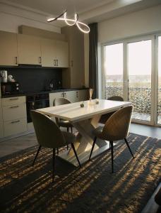 Central Residence Sky Apartment