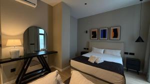 Suites 43 Juan Llorens