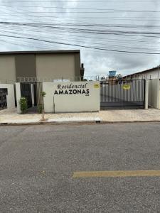 Amazon LOFT 08