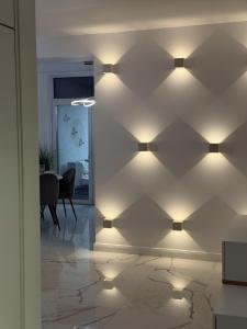 Elegant Central Apartment Balcony & City View