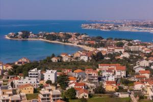 Calmasol Beachfront Apartments