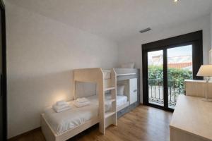 Villa in walking distance to amenities