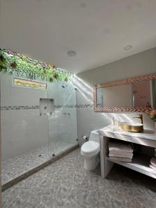 Alojamiento en Lago Calima, chalets de montaña con piscina y jacuzzi