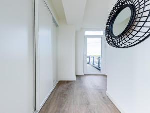 Penthouse with beach view