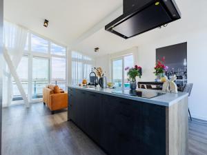 Penthouse with beach view