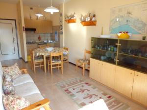 Coastal Apartment with Pool Access