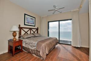 Studio 738 room in Origins at Seahaven by Panhandle Getaways