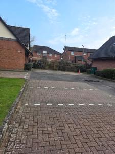 Close to Elstree Spacious One Bedroom Long Stay Welcome
