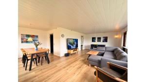 4 Bedrooms Cozy & Spacious Villa - Lalandia & Puttagrden & Femern